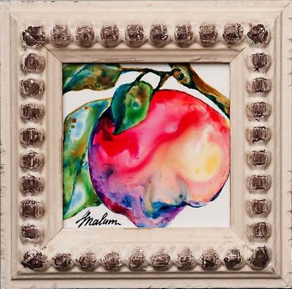 Apple | Olena Muzyka